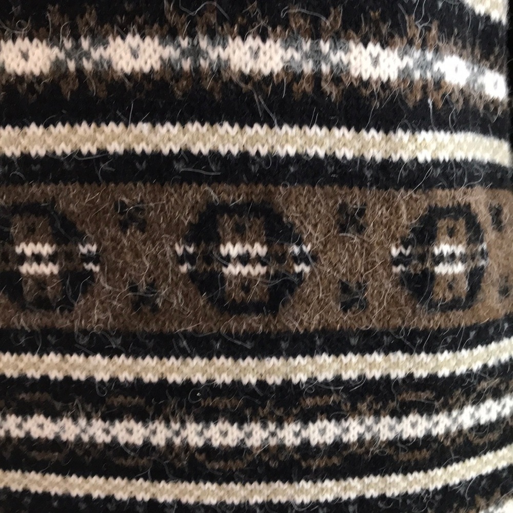 KITTY HAWK INDUSTRIES, LTD—VINTAGE—Heavy Southwestern Sweater Top & Skirt Set—M - Picture 9 of 17